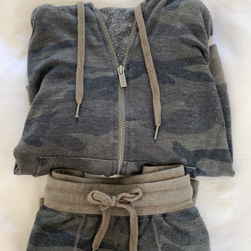 Splendid Supersoft Journey Hoodie and Jogger in camo